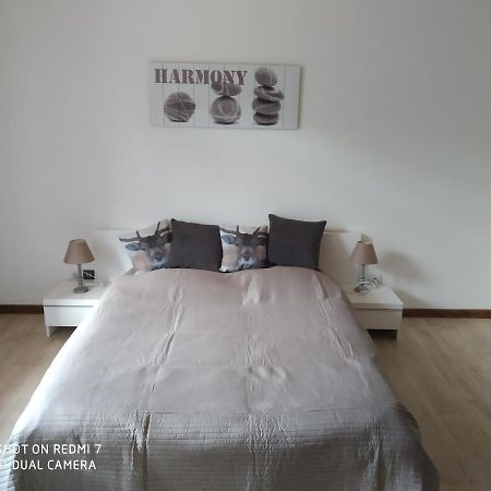 Les Mimosas Apartment ลาแบรส ภายนอก รูปภาพ